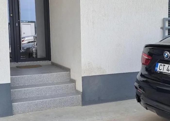 Bulevard Apartment *